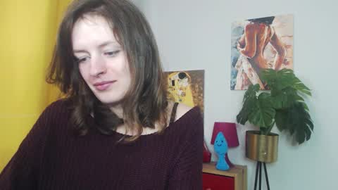 Nadine online show from 11.12.25