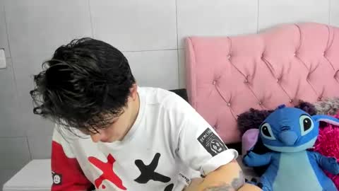 Snapshot of fanny_18 chatting on 11.08.25 FANNY online show from 11.08.25