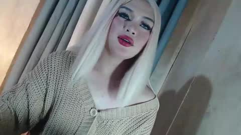 Snapshot of fantasticcock69_daniella chatting on 05.18.26 DANIELLA - DONT FORGET TO GIVE ME A THUMBSU UP online show from 05.18.26