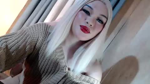 Snapshot of fantasticcock69_daniella chatting on 06.20.26 DANIELLA - DONT FORGET TO GIVE ME A THUMBSU UP online show from 06.20.26