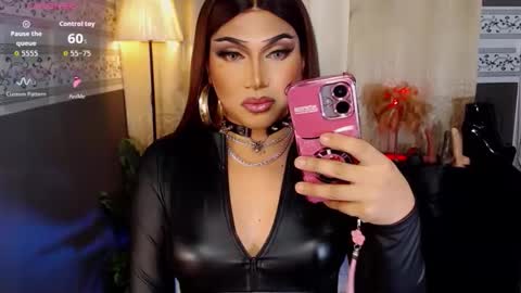 Snapshot of fantasticock4ux chatting on 04.12.26 YOUR DOMINA KRISTINE online show from 04.12.26