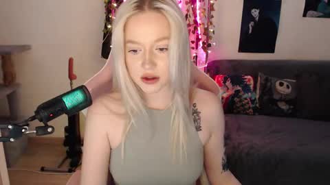 Lisa online show from 02.27.26