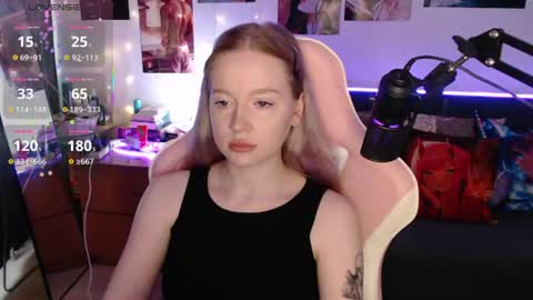 Snapshot of fantasy_lisa chatting on 06.27.26 Lisa online show from 06.27.26