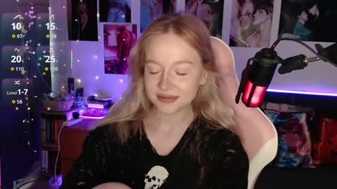 Snapshot of fantasy_lisa chatting on 07.12.26 Lisa online show from 07.12.26
