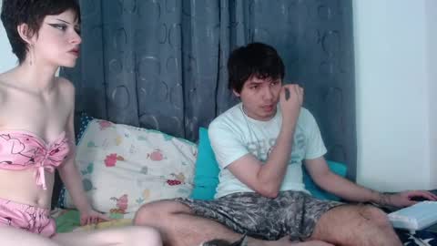 Snapshot of fantasyandsdreams chatting on 05.27.26 fantasyandsdreams online show from 05.27.26