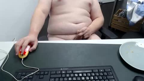 Cardi online show from 11.21.25