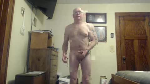 Snapshot of farboy64 chatting on 01.23.25 farboy64 online show from 01.23.25