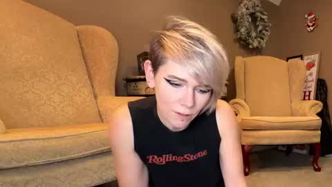  Lily  Waifu  online show from 07.03.26