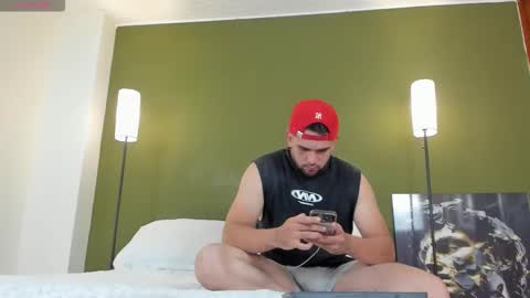 Snapshot of fatdick_1 chatting on 11.02.25 M A T T E O online show from 11.02.25