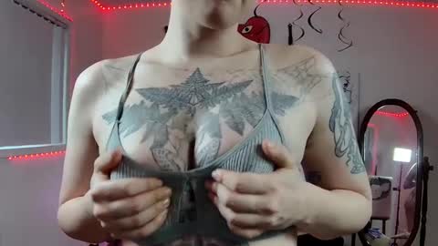 Snapshot of fate_fletcher chatting on 03.09.25 fate_fletcher online show from 03.09.25