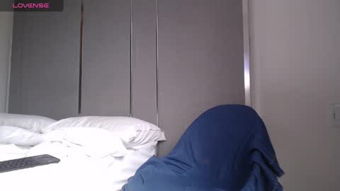 Snapshot of faustosaenz chatting on 12.27.24 FAUSTO online show from 12.27.24