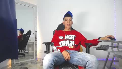Snapshot of favel_gomez7 chatting on 01.14.25 Favel Gomez online show from 01.14.25