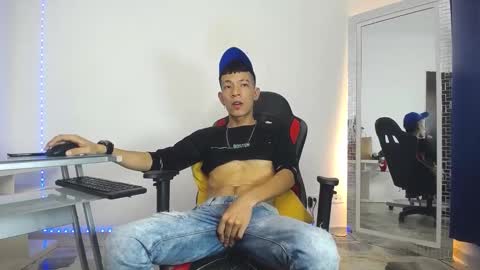Snapshot of favel_gomez7 chatting on 01.16.25 Favel Gomez online show from 01.16.25