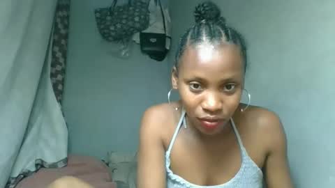 Snapshot of fayence09 chatting on 09.26.25 fayence09 online show from 09.26.25