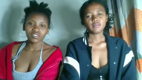 Snapshot of fayence09 chatting on 10.15.25 fayence09 online show from 10.15.25