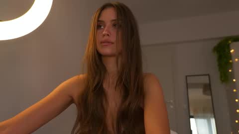 Snapshot of fazeyj chatting on 09.16.25 FazeyJ online show from 09.16.25