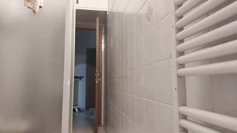 fedecuggi463305 online show from 01.30.25