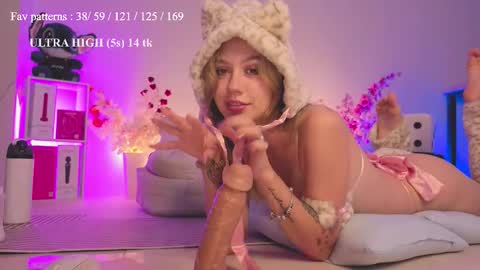 Princess Kate  HOT ANAL VID ON FANSLY    Help me reach 100 likes online show from 10.13.25