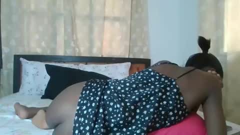 feetlovely507541 online show from 02.20.26