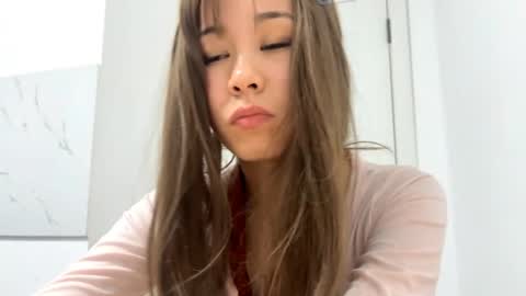 Snapshot of felicefyke chatting on 04.04.26 Fengxi online show from 04.04.26