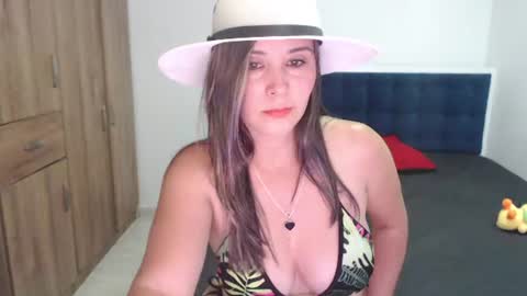 Snapshot of feliciagold chatting on 06.22.26 FeliciaGold online show from 06.22.26