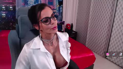 Snapshot of feliciahardon chatting on 03.10.25 Felicia Hardon online show from 03.10.25