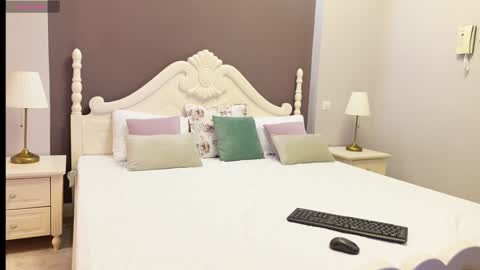 FeliciaKrige online show from 12.14.24