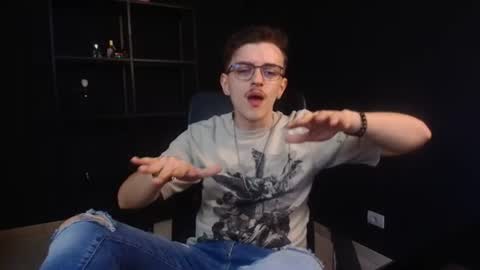 Snapshot of felixstark chatting on 06.14.26 FelixStark online show from 06.14.26