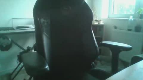 Snapshot of fem_alice_louis_dom chatting on 09.15.25 fem_alice_louis_dom online show from 09.15.25