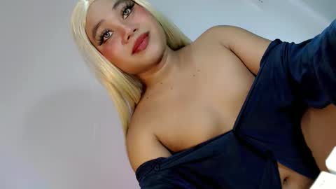 femboy_veronica online show from 05.11.26