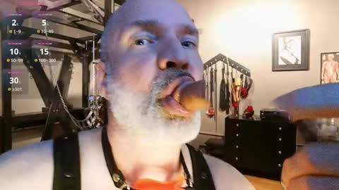 Piggy online show from 03.11.25