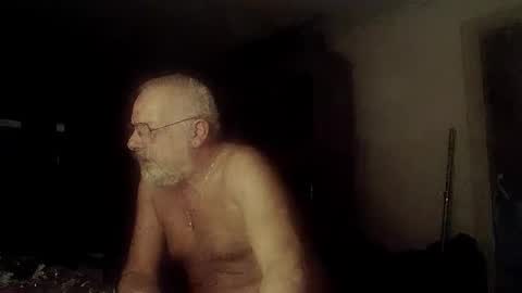 Snapshot of femdom_sub chatting on 02.02.25 femdom_sub online show from 02.02.25