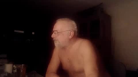 Snapshot of femdom_sub chatting on 03.04.25 femdom_sub online show from 03.04.25