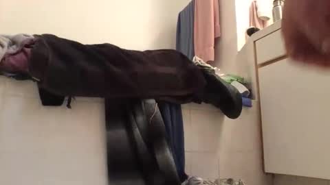 Snapshot of femdomisgood chatting on 03.12.26 Femdomisgood online show from 03.12.26