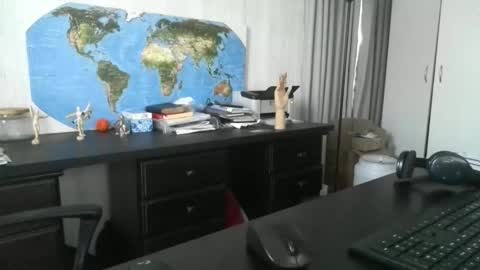 femdomsubby online show from 12.04.24