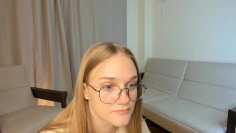 femmantis online show from 06.27.26