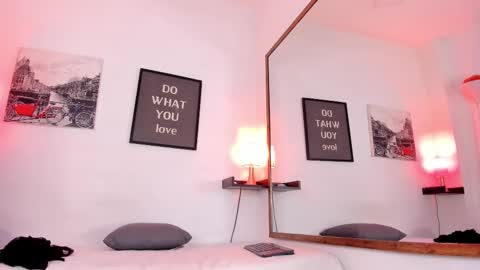 fennyx online show from 10.23.25