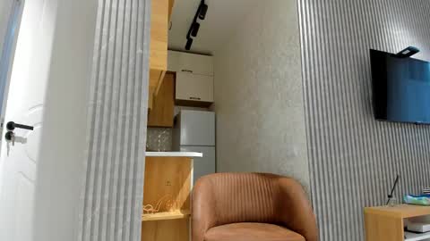 Snapshot of ferdina18 chatting on 01.17.26 Leya online show from 01.17.26