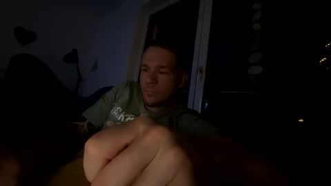 ferdl1988_1 online show from 12.30.24