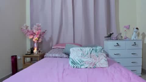 Snapshot of fernanda_151 chatting on 02.20.26 fernanda_151 online show from 02.20.26