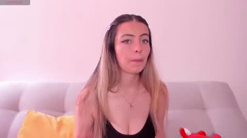 Snapshot of fernanda_aaa chatting on 07.14.26 fernanda online show from 07.14.26