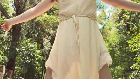 Snapshot of fernydew chatting on 10.30.25 Fern next stream 430pm Monday PST online show from 10.30.25