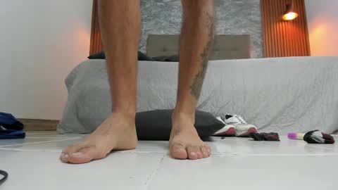 insta ferxx1210 Fercho online show from 10.27.25