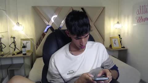 FER PHOENIX online show from 03.07.25