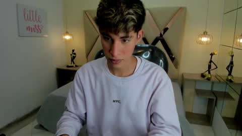 FER PHOENIX online show from 01.17.26