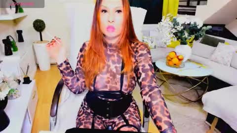 Snapshot of fetishfantasyeve chatting on 03.22.26 Fetishfantasyme my X online show from 03.22.26