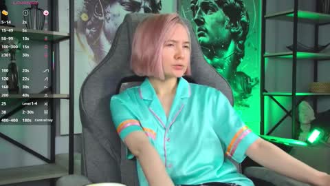 Snapshot of fetishrey chatting on 11.03.25 Rey online show from 11.03.25