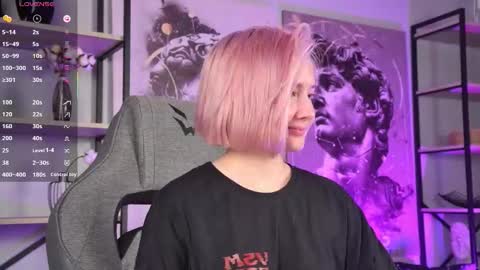 Snapshot of fetishrey chatting on 11.07.25 Rey online show from 11.07.25