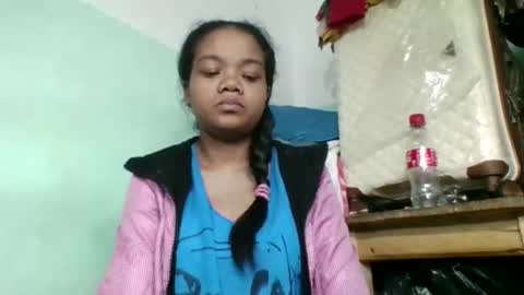 Snapshot of fetranialdy chatting on 11.25.25 fetranialdy online show from 11.25.25