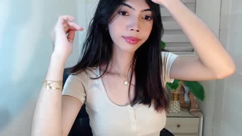 feyaaa online show from 03.05.25